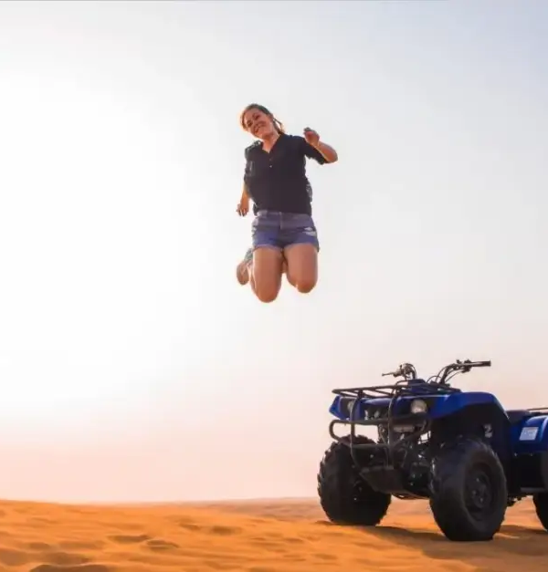 Hurghada Quad fahren bei Sonnenuntergang in der Wüste